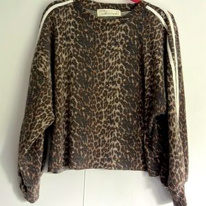 Vintage Havana animal print fleecy top.